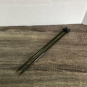 Vtg Transparent Green Knitting Needles